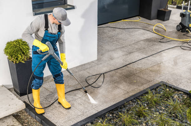 Best Pressure Washing Contractors  in Sheboygan Falls, WI